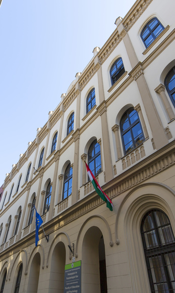 Minőségfejlesztés - Neveléstudományi Doktori Iskola